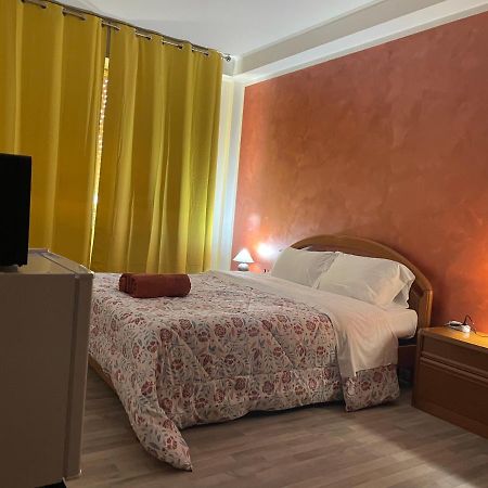 Leone D'Oro 2 Otel Mestre Dış mekan fotoğraf